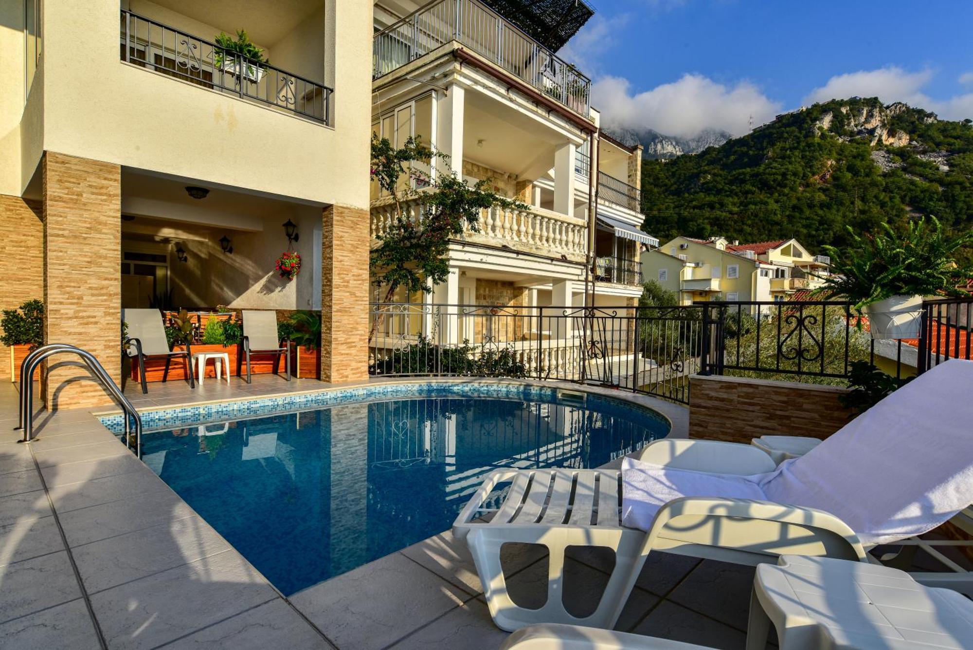Apartments Leut Sveti Stefan Kamer foto