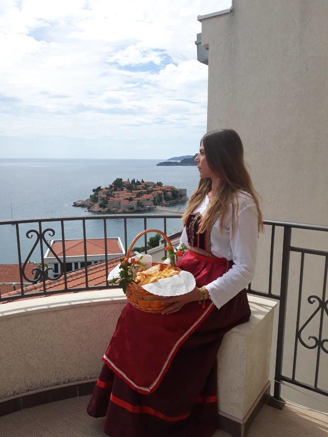 Apartments Leut Sveti Stefan Buitenkant foto