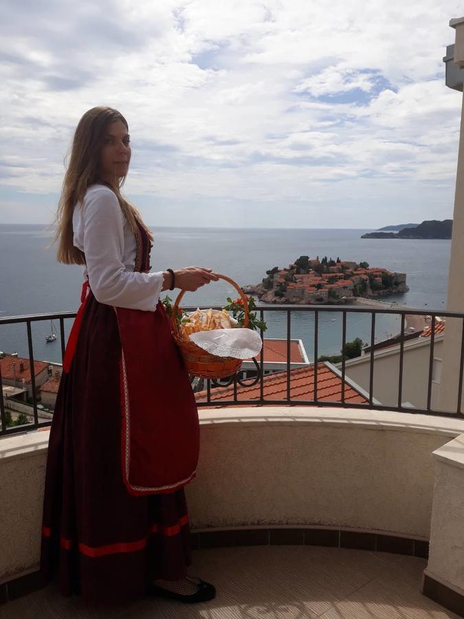 Apartments Leut Sveti Stefan Buitenkant foto